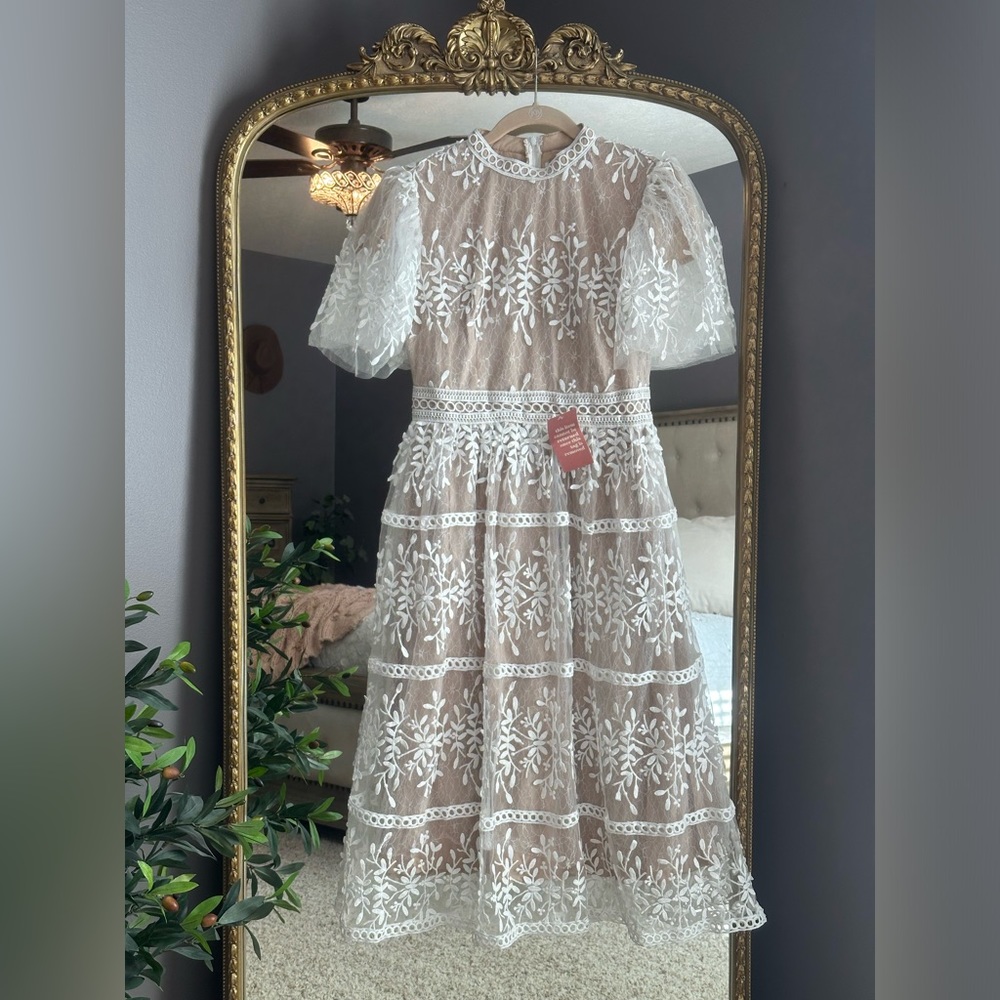 Ivy City Co Sicily Dress with Flutter Sleeves - White